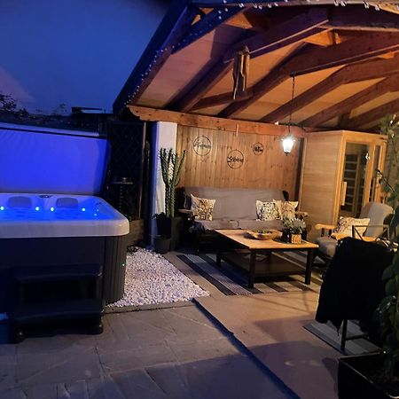 Villa Noa Jacuzzi & Sauna Izola Exterior foto